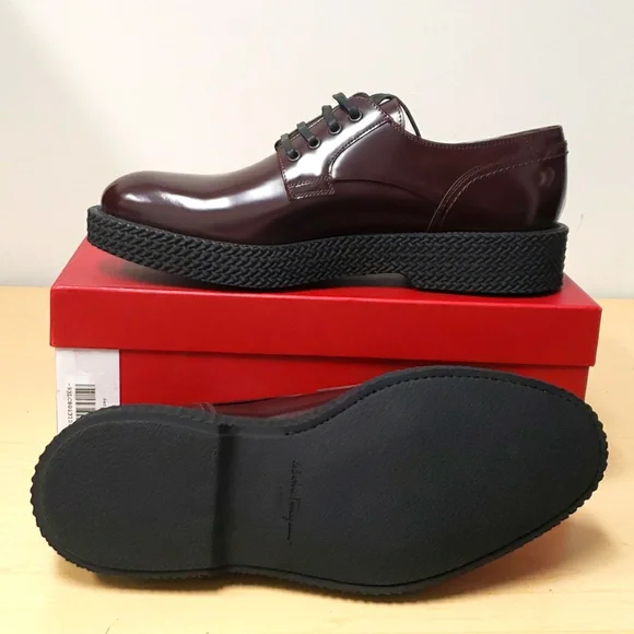 Salvatore Ferragamo Laced Shoes - Picture 1 of 11